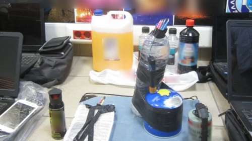 Βόμβα στο σπίτι του πρώην υπουργού Δ. Σταμάτη: Στον εισαγγελέα οι δύο συλληφθέντες - Κάλεσμα ...συμπαράστασης από αντιεξουσιαστές