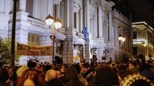&quot;Δουλίτσα και επανάσταση&quot;: Το αιχμηρό σχόλιο του Ηλία Κανέλλη για την επιστροφή στα μαθήματα των καθηγητών του Εθνικού