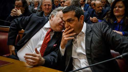 Ο Τσίπρας &quot;αδειάζει&quot; τον Κατρούγκαλο μετά τον σάλο: Δεν υπάρχει καμία αύξηση εισφορών στο πρόγραμμα του ΣΥΡΙΖΑ