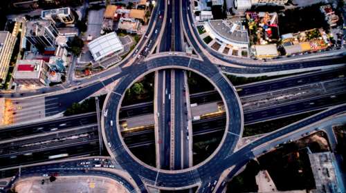 Πόσο μειώνονται οι τιμές στα διόδια της Αττικής Οδού