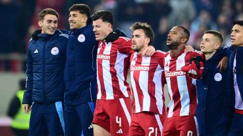 Ο Ολυμπιακός πήρε το ντέρμπι κερδίζοντας 2-1 τον ΠΑΟΚ στο Καραϊσκάκη