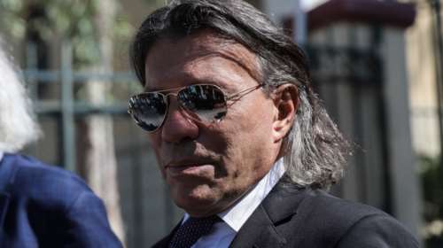 Το &quot;αντίο&quot; του Ψινάκη στη Ματούλα με μία topless φωτό από το παρελθόν που προκάλεσε αντιδράσεις