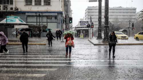 Καιρός: Υποχωρεί η "Kristin" με βροχές στα ανατολικά - Έντονα φαινόμενα ξανά από το Σαββατοκύριακο