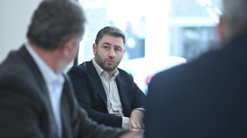 Οι πέντε προτάσεις του ΠΑΣΟΚ για τους σιδηρόδρομους μετά το δυστύχημα στα Τέμπη - Σύσκεψη Ανδρουλάκη με ειδικούς