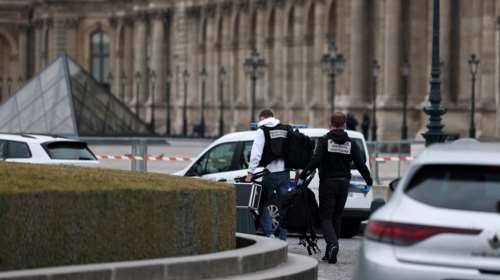 &quot;Ηττηθήκαμε&quot;: Η παραδοχή της διευθύντριας του Λούβρου για την κλοπή του αιώνα