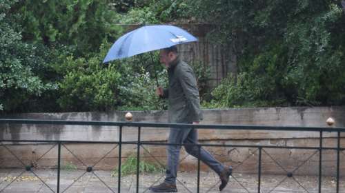 Έρχονται ισχυρές βροχές και καταιγίδες - Σε "Red code" 6 περιοχές - Πότε θα χτυπήσει η κακοκαιρία την Αττική