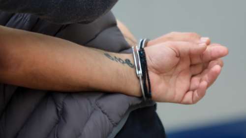 Πώς έγινε η σύλληψη του αξιωματικού της ΕΛΑΣ για εκδικητική πορνογραφία - Τι λέει η νεαρή αστυνομικός-θύμα