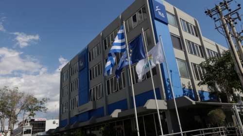 ΝΔ κατά ΣΥΡΙΖΑ για δηλώσεις Μαμουλάκη: &quot;Όταν επιστρέψει ο πρόεδρος από την εκδρομή, θα τους ρωτήσει και θα μας ενημερώσει&quot;