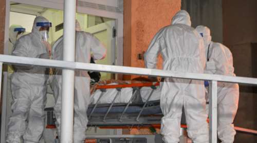 Ρουμανία: Γιατρός - ήρωας έπεσε στις φλόγες για να σώσει ασθενείς με κορονοϊό - Νοσηλεύεται στο Βέλγιο με καθολικά εγκαύματα