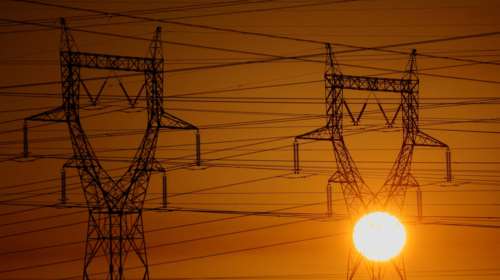 Η Γαλλία έχει έτοιμο το σχέδιο για διακοπές ρεύματος- &quot;Σενάρια τρόμου&quot; λέει ο Μακρόν που δέχεται σφοδρή κριτική