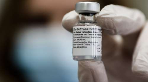 Επαφές Βρετανίας με ΕΕ για τα εμβόλια - &quot;Η Ευρώπη δεν θα μπλοκάρει τις δόσεις του Ηνωμένου Βασιλείου&quot;