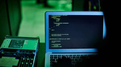 Νιγηριανοί παρίσταναν τους... γιατρούς και &quot;πουλούσαν&quot; έρωτα μέσω Facebook - Απέσπασαν από γυναίκες πάνω από 200.000 ευρώ