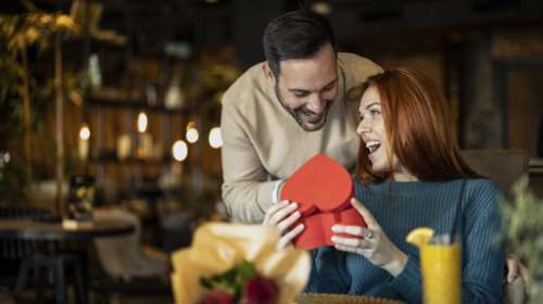 Φεβρουάριος γεμάτος έρωτα για αυτά τα 2 ζώδια - Νέες σχέσεις ή αναζωπυρώσεις