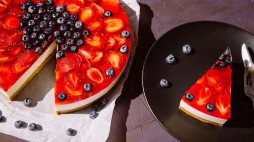 Εορτολόγιο: Μεγάλη γιορτή σήμερα - Ολα τα ονόματα που γιορτάζουν την 25η Μαρτίου