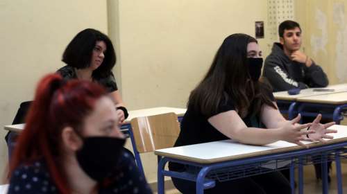 Πανελλήνιες 2022: Πότε είναι η τελευταία μέρα μαθημάτων στα Λύκεια - Οι εξετάσεις της &quot;ελληνικής PISA&quot;