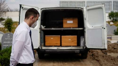 Κορονοϊός: Μειώνεται ο αριθμός των θυμάτων στην Ισπανία - 605 νεκροί το τελευταίο 24ωρο