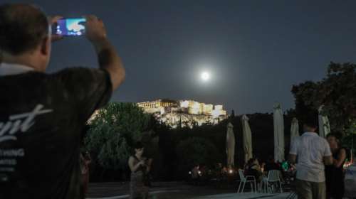 Ενεργειακό: Συσκότιση μνημείων και μείωση δημόσιου φωτισμού, το ελληνικό σχέδιο - Τι θα γίνει με τα νοικοκυριά