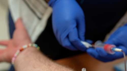 Με φουσκωτά σκάφη θα πηγαίνει στα νησιά ο ΕΟΔΥ για τα τεστ κορονοϊού