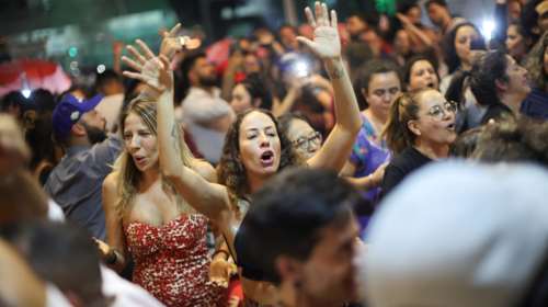 Στους δρόμους οι Βραζιλιάνοι για την καταδίκη Μπολσονάρου - &quot;Νίκη της δημοκρατίας&quot; [εικόνες]