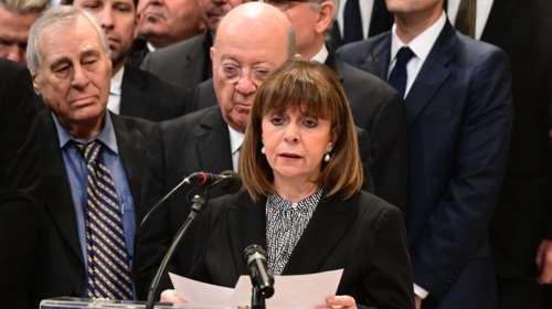 Σακελλαροπούλου για Κώστα Σημίτη: Αποχαιρετάμε με θλίψη και τιμή μια μεγάλη προσωπικότητα της σύγχρονης ιστορίας μας