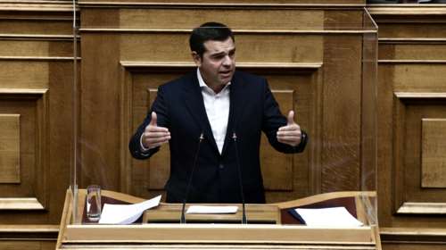 Σφοδρή επίθεση Τσίπρα σε Μητσοτάκη: &quot;Είστε κυβέρνηση των Βερσαλλιών με Λουδοβίκους και Αντουανέτες&quot;