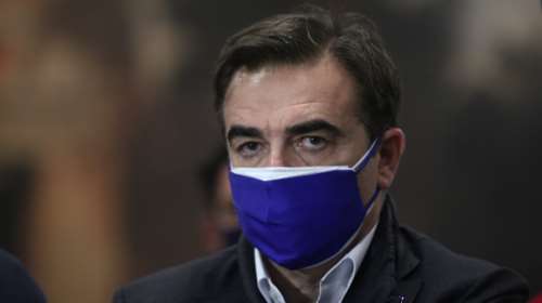 Μ. Σχοινας: Πιστοποιητικό εμβολιασμού για να μην χαθεί το καλοκαίρι