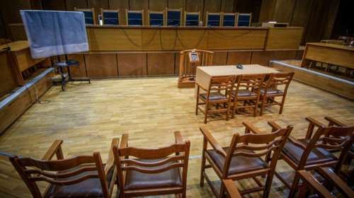 Βόλος: Απείλησε να κάψει ζωντανή την εν διαστάσει σύζυγό του – &quot;Δεν σε σώζει ούτε η Παναγία&quot;