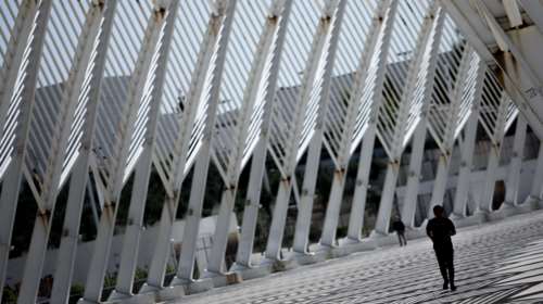 Σοβαρά επεισόδια μεταξύ οπαδών του Παναθηναϊκού έξω από το ΟΑΚΑ- Τραυματίας Αρμένιος από μαχαίρι