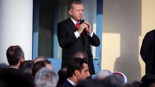 Ο Ερντογάν κυνηγάει ένα &quot;θαύμα&quot;: Η λίρα κατρακυλά αλλά λέει ότι θα μειώσει τον πληθωρισμό από το 21% στο 4%