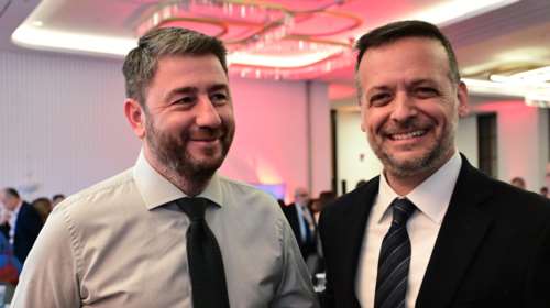 Ραγδαίες εξελίξεις: Ο Χάρης Δούκας δηλώνει &quot;παρών&quot; στη μάχη για την εκλογή νέας ηγεσίας στο ΠΑΣΟΚ