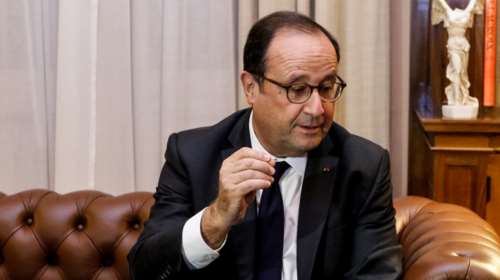 Γαλλικές εκλογές: Ο Φρανσουά Ολάντ στηρίζει Εμανουέλ Μακρόν