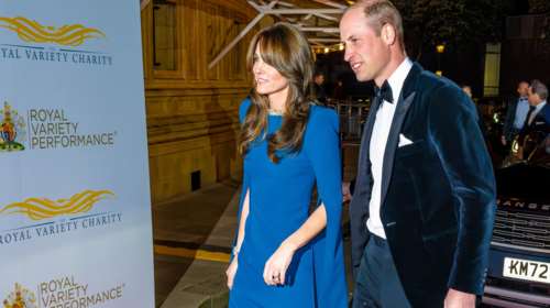 Mουδιασμένη η Κέιτ, άνετος ο Γουίλιαμ: Η πρώτη εμφάνιση μετά τον διασυρμό της πριγκίπισσας για το ρατσιστικό σχόλιο