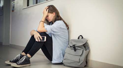 Απίστευτο περιστατικό στη Ναύπακτο: 13χρονοι διακινούσαν ψεύτικες γυμνές φωτογραφίες από συμμαθήτριές τους