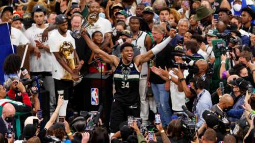 Το checklist των επιτυχιών του Γιάννη Αντετοκούνμπο από την Protergia [βίντεο]