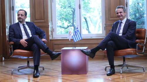 Μητσοτάκης σε Χριστοδουλίδη: Ο συντονισμός μας είναι περισσότερο απαραίτητος παρά ποτέ