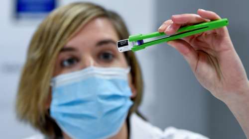 Κορονοϊός: Οι αντιεμβολιαστές στοχεύουν στους διστακτικούς - Το προφίλ όσων &quot;το σκέφτονται&quot;