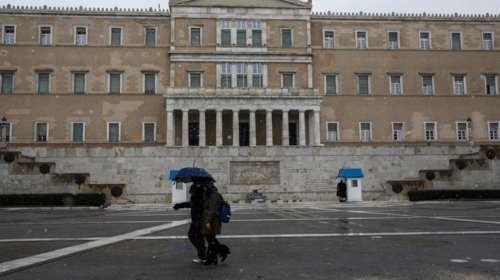 Αναβάλλονται οι σημερινές εργασίες της Βουλής λόγω της κακοκαιρίας Barbara