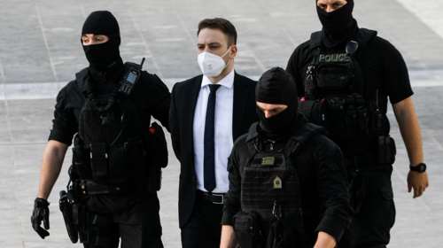 Καταπέλτης ο εισαγγελέας για τον Μπάμπη Αναγνωστόπουλο: Τη σκότωσε γιατί πήγε κόντρα στη βούληση του &quot;Θεού&quot;- Δηλαδή του Μπάμπη