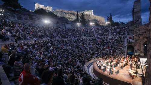 Φεστιβάλ Αθηνών: Κατάμεστο το Ηρώδειο - Παρούσες Σακελλαροπούλου, Μητσοτάκη και Μενδώνη [εικόνες]