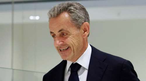 Ένοχος ο Σαρκοζί για παράνομο χρηματισμό από τον Καντάφι