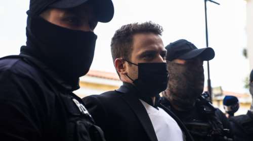 Απίστευτος κυνισμός Αναγνωστόπουλου: Γιατί σκότωσα το σκυλάκι μας και έβαλα το μωρό πάνω στη νεκρή Καρολάιν