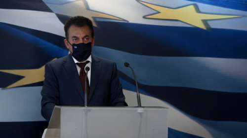 Πολυνομοσχέδιο: Επιταχύνεται η απονομή των συντάξεων - Όλες οι ρυθμίσεις του υπουργείου Εργασίας