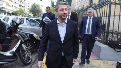 Ανδρουλάκης: Έφεραν τον fake &quot;Φραπέ&quot;, αλλά ο κανονικός δεν έρχεται για να αποφύγει η ΝΔ την πολιτική φθορά