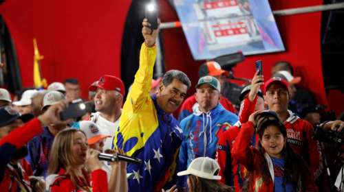 Βενεζουέλα: Τρίτη φορά πρόεδρος ο Μαδούρο - Αμφισβητεί το αποτέλεσμα η αντιπολίτευση