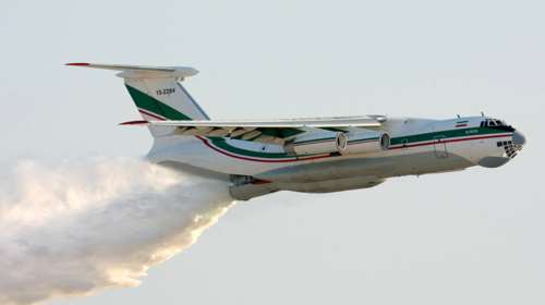 Φωτιές: Ποιο είναι το θηριώδες πυροσβεστικό Ilyushin Il-76 που στέλνει η Ρωσία στην Ελλάδα