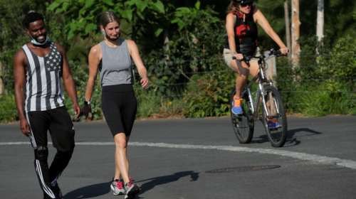 ΗΠΑ: 1.413 θάνατοι, 52.751 κρούσματα μόλυνσης από τον κορονοϊό σε 24 ώρες