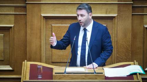 Ανδρουλάκης για φωτιές: Κυβέρνηση αυξημένης αυταρέσκειας, αλαζονείας και μηδενικής αποτελεσματικότητας