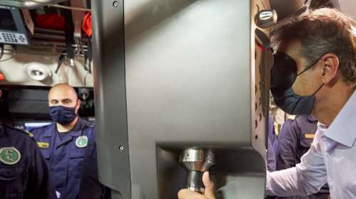 Στο &quot;Κατσώνης&quot; ο Μητσοτάκης: Ευγνωμοσύνη για τις &quot;αόρατες και αθόρυβες ασπίδες&quot; [Εικόνες-Βίντεο]