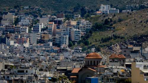 Πρόγραμμα μαμούθ 500 εκατ. ευρώ θα επιδοτεί έως 80% - 90% τη δαπάνη ανακαίνισης των παλιών ακινήτων