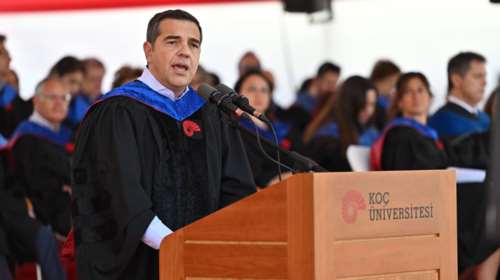Τσίπρας στο Koc University: Δεν μετανιώνω για την απόφαση που πήρα πριν έναν χρόνο - Το κεφάλι ψηλά